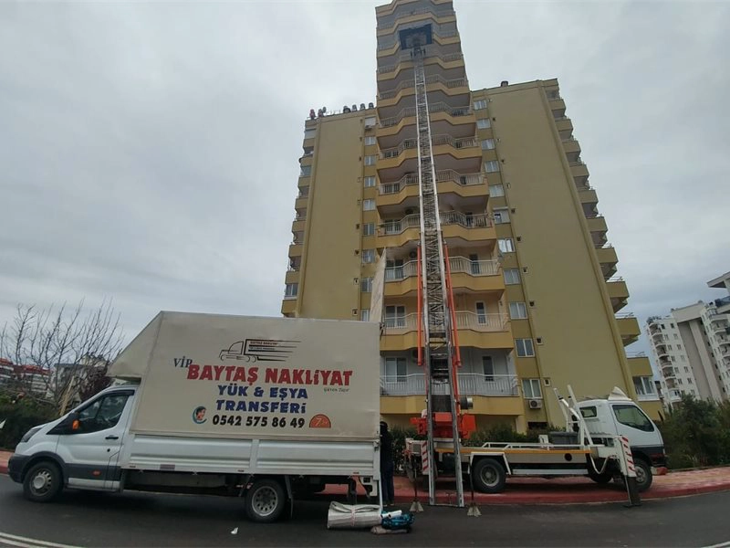 asansörlü taşıma fotoğrafı